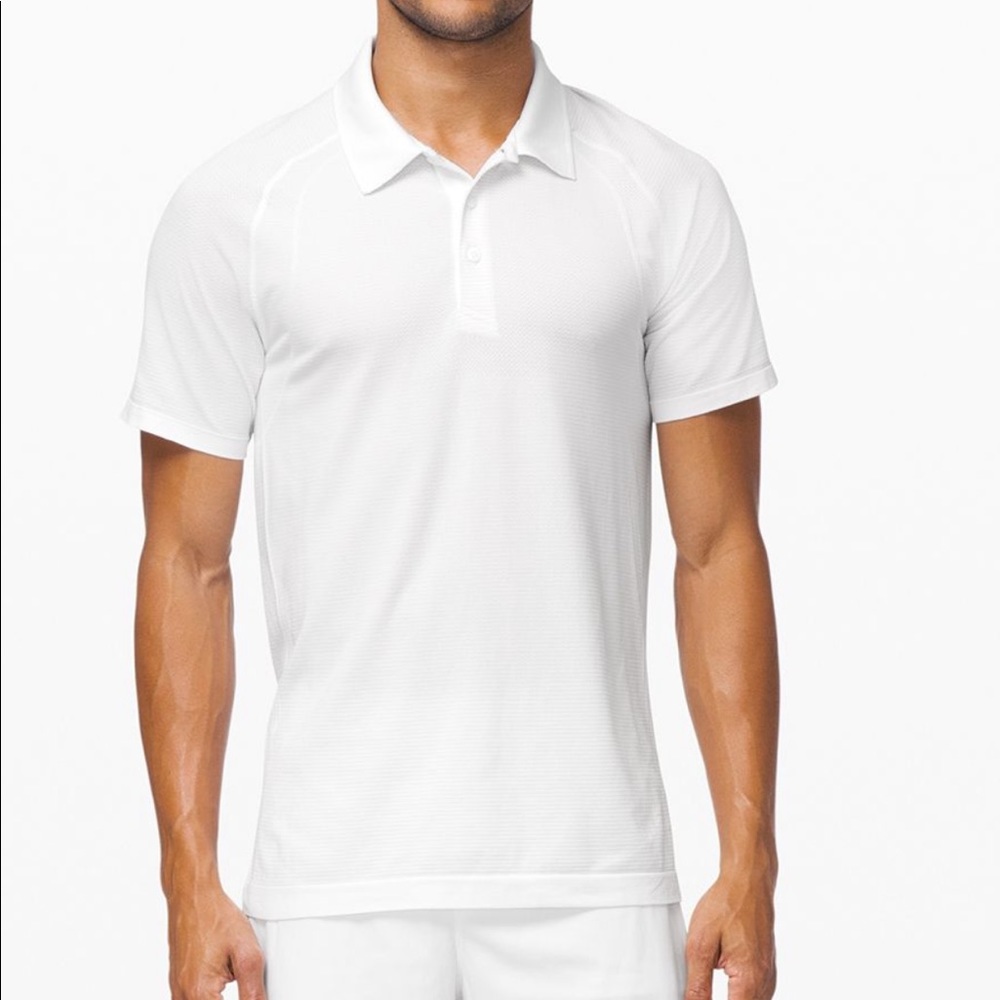 Size XL metal vent tech polo